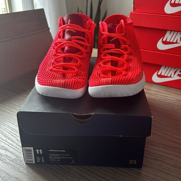 NIKE JORDAN ECLIPSE - Picture 2 of 6